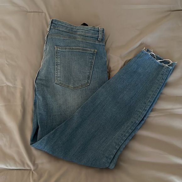 Jeans - Picture 2 of 3